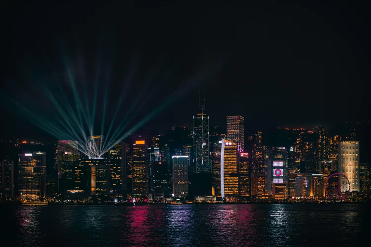 ฮ่องกงประกาศยกเลิกมาตรการระงับการซื้อขายหลักทรัพย์ภายใต้สภาพอากาศรุนแรง