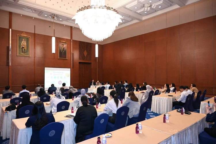 กรมเศรษฐกิจระหว่างประเทศจัดการบรรยายเรื่องอุตสาหกรรมฮาลาลไทยในเวทีโลก ให้แก่นักศึกษาหลักสูตร Halal System Management รุ่นที่ 6 (รุ่นพิเศษ 2)